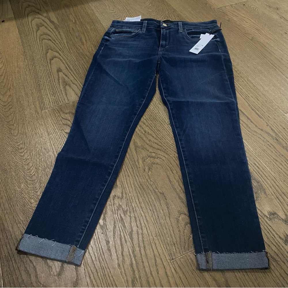 🆕 Joe’s Jeans ~ Mid Rise Skinny Crop